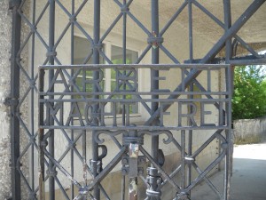 Lagarul de la Dachau - arbeit macht frei