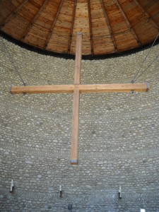 Lagarul de la Dachau - biserica2