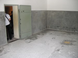 Lagarul de la Dachau - crematoriu7