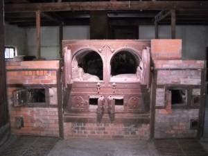 Lagarul de la Dachau - crematoriu5