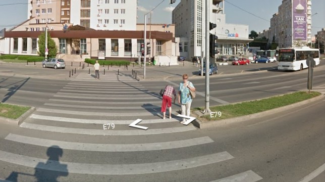 trecere de pietoni piata Cetate Oradea Plaza