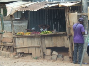 fructe pe strada Antananarivo Madagascar