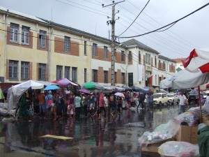 oameni si masini Antananarivo Madagascar8