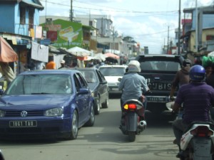 magini trafic ambuteiaj Antananarivo Madagascar3